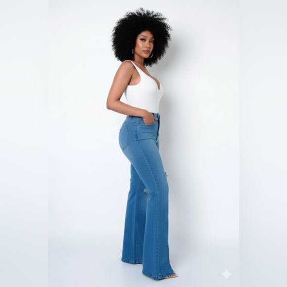 Women's Flared Jeans with High Waist Bottom Pants for Comfortable Denim Style - Picture 4 of 15